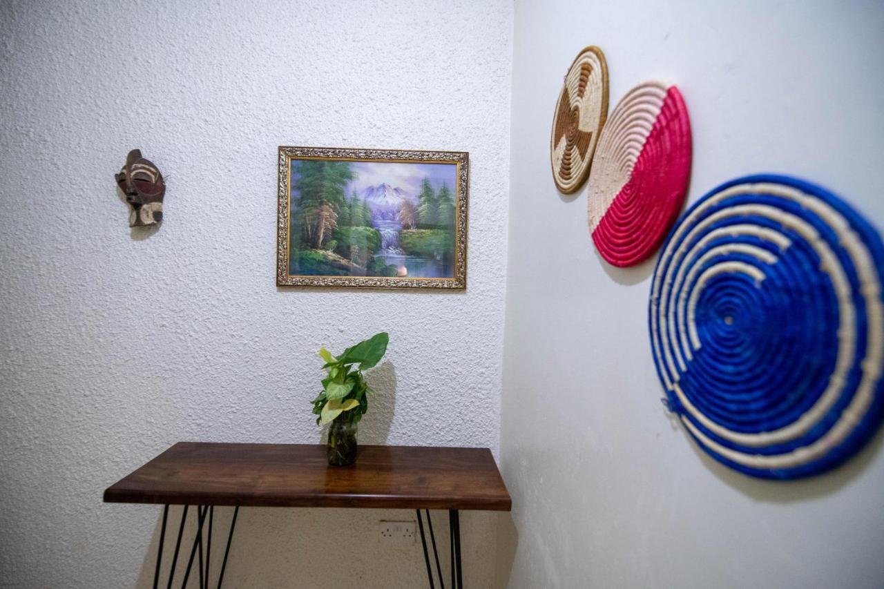 Cycad Entebbe Guest House Екстериор снимка